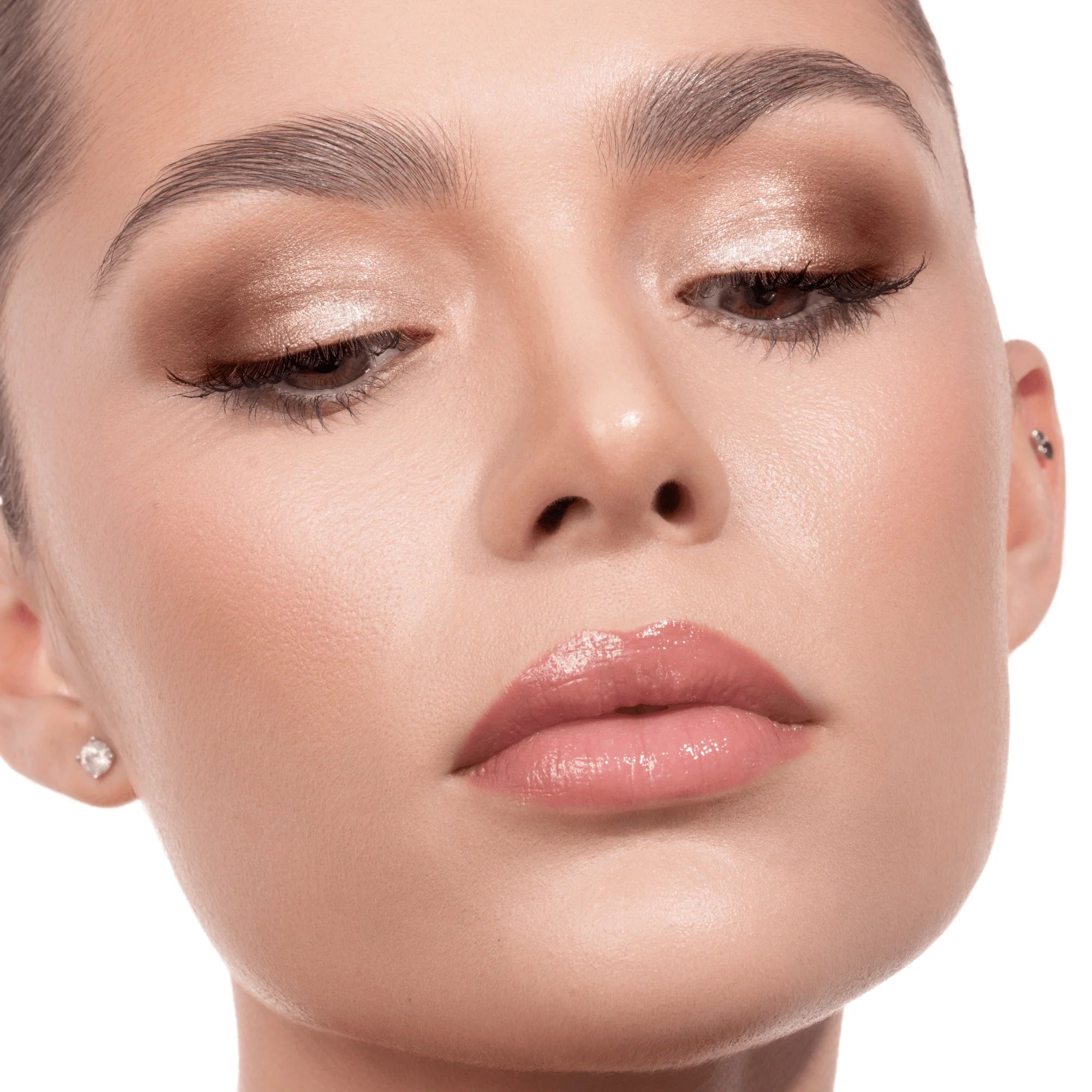 Luxe Glam Compact Nude